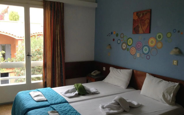 Pasiphae Hotel