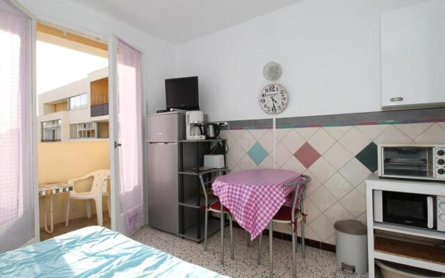 Appartement Balaruc-les-Bains, 1 pièce, 2 personnes - FR-1-553-47