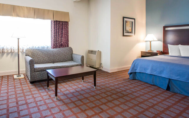 Quality Inn Near Mammoth Mountain Ski Resort