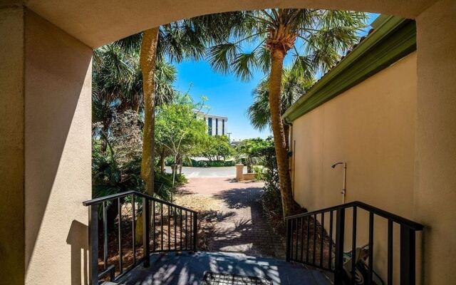 Casa de Mediterranean Home