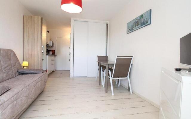 Appartement Balaruc-les-Bains, 1 pièce, 2 personnes - FR-1-553-111