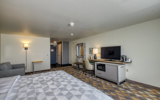 Holiday Inn - Appleton, an IHG Hotel