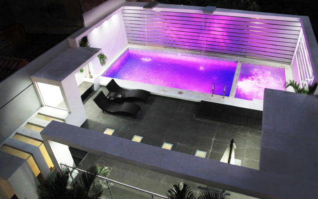 Prince Hotel