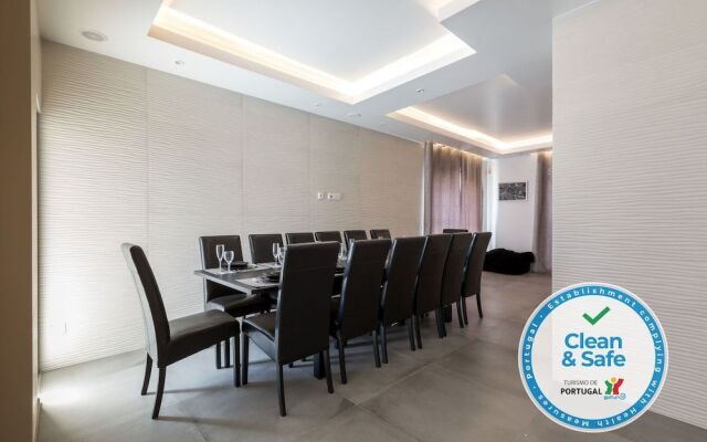 Luxury 47 - Deluxe Villa