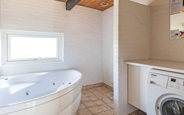 8 Person Holiday Home in Vestervig