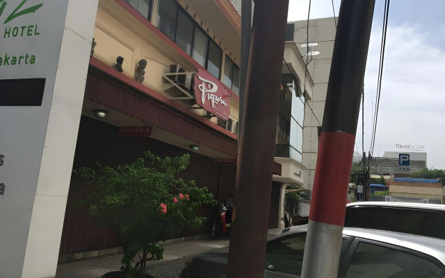 Whiz Hotel Falatehan Jakarta