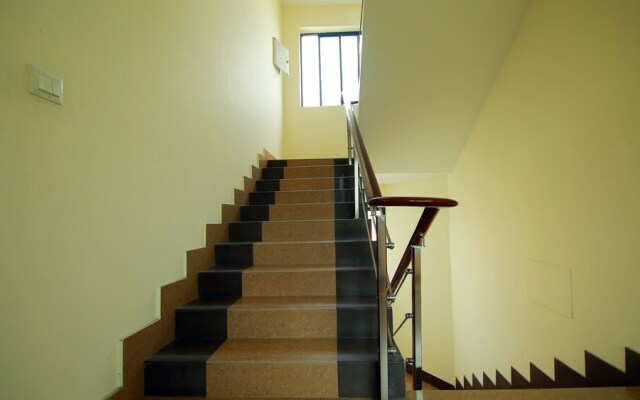 Oyo 4802 Cochin City Residency