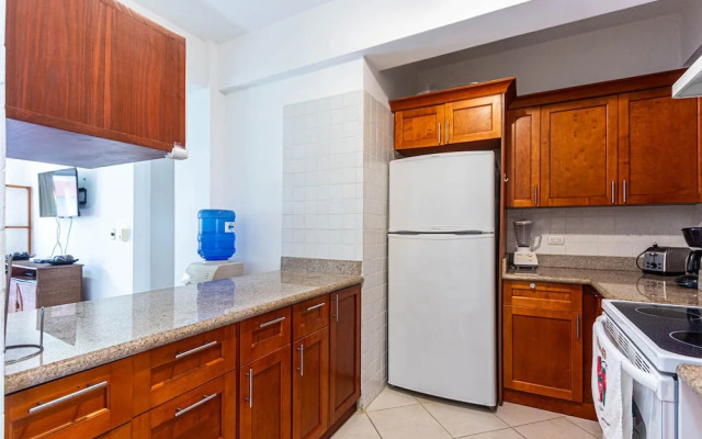 Playa Alicia, Guest Friendly, Hispanola Sol - Best Location in Town!