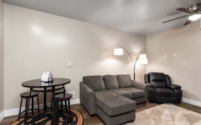 The Yellowstone Hideaway Unit C