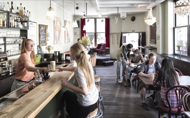 Weltempfänger Hostel