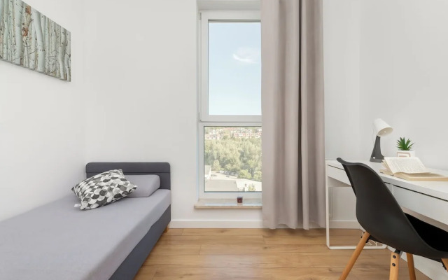 Lema Apartment Gdańsk by Renters