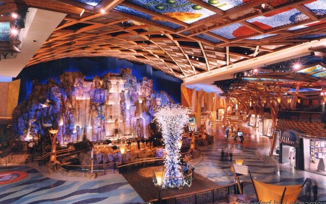 Mohegan Sun