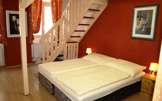 Liechtenstein Apartments II