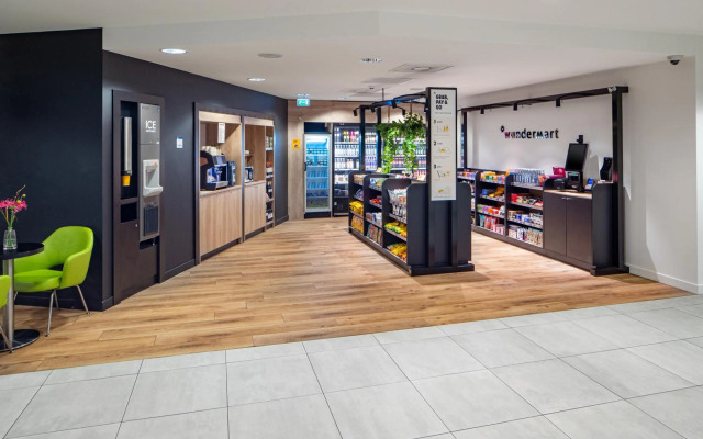 Holiday Inn Express Amsterdam - Arena Towers by IHG