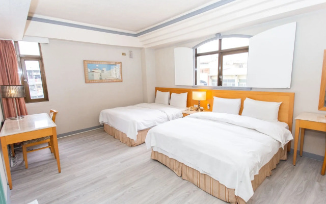 Ardi Hotel