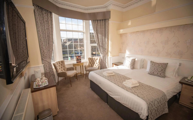 Clifton Park Hotel - Exclusive to Adults
