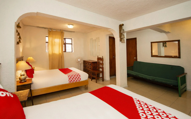 Hotel El Meson De La Luna
