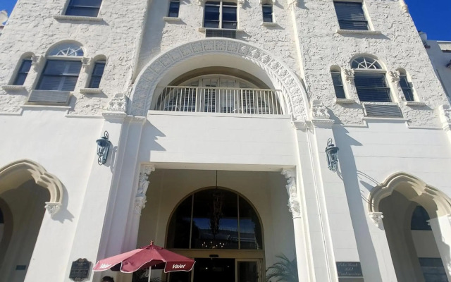 Designer Decorated Palm Beach Hotel NEW