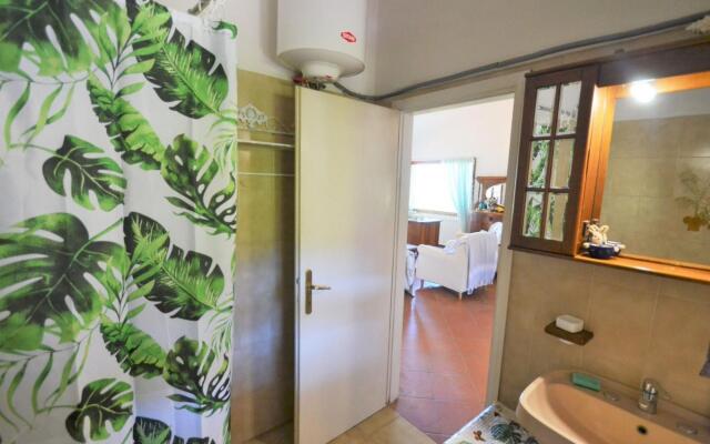 Nice apartment with large Terrace..-La Rotta