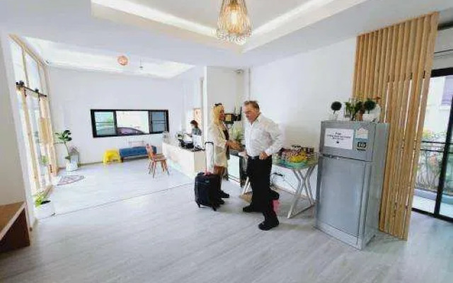 Stayhere@Airport Service Apartment