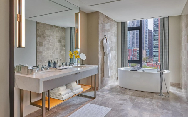 The St. Regis Chicago