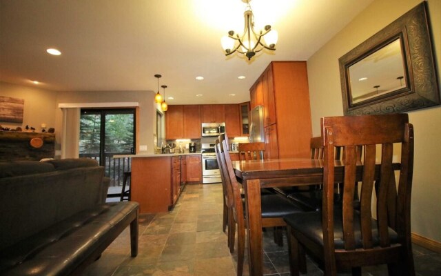 Mammoth S #110 2 Bedroom Condo