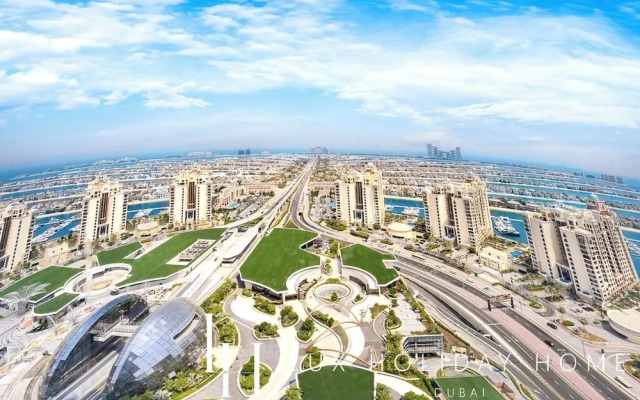 LUX Iconic Views at The Palm Tower 5