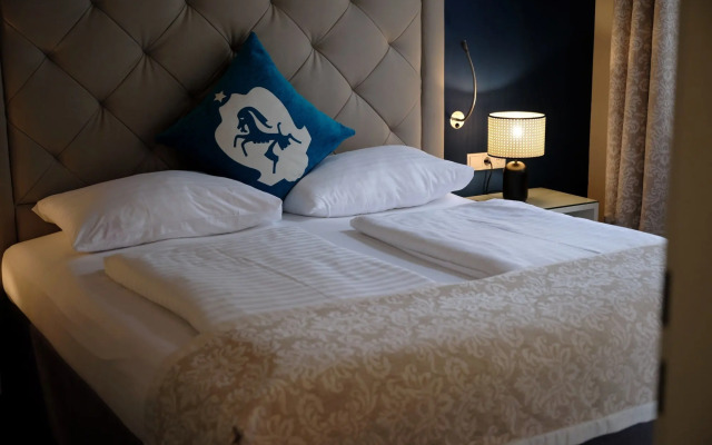 Villa Carlton - Adults Only