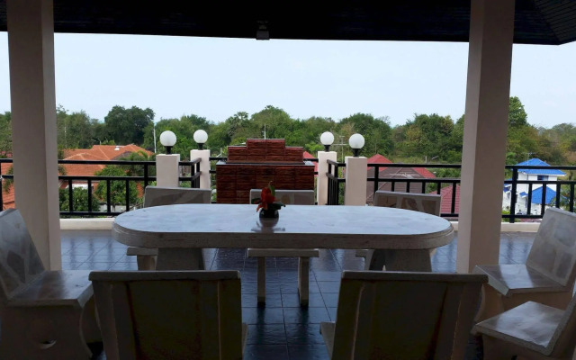 Sea View Apartments