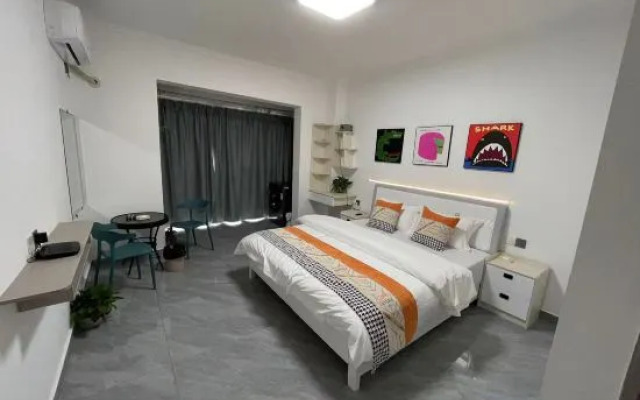 Zhangjiajie West Railway Station Hanxiang Residence Inn