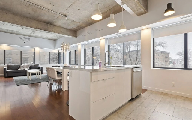 Condotel LeLuxe St-Denis St - mtlFlats