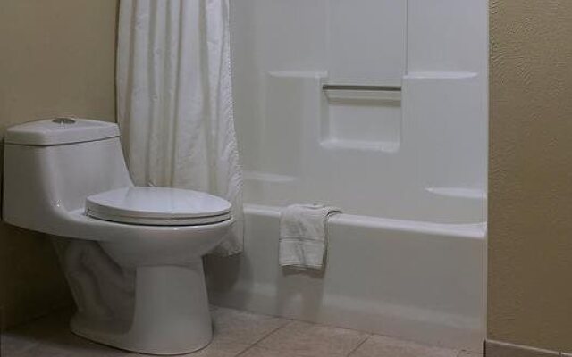 Boulder Twin Lakes Inn