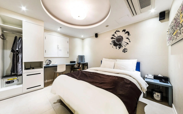 Nox Boutique Hotel