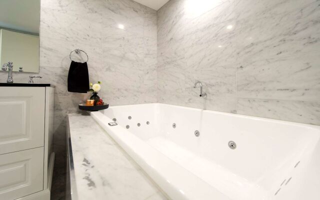 Canberra Rex Hotel and Serviced Apartments