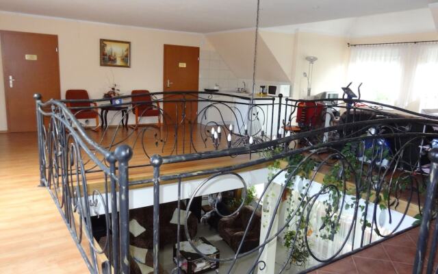 U pani Ani Żeglarska 18