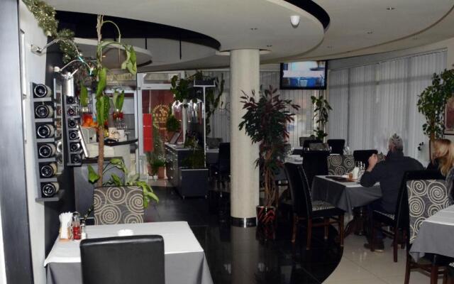 Apartments Zlatna Ribica