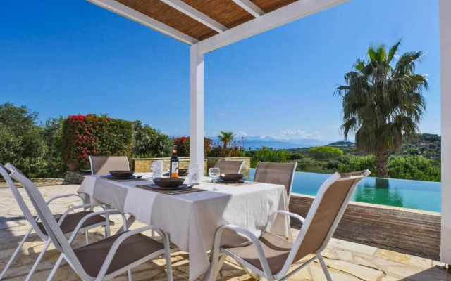 Villa Zacharenia in Corfu