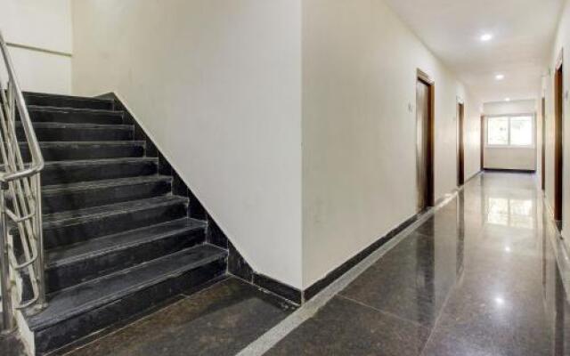 OYO 75008 Delta Suites