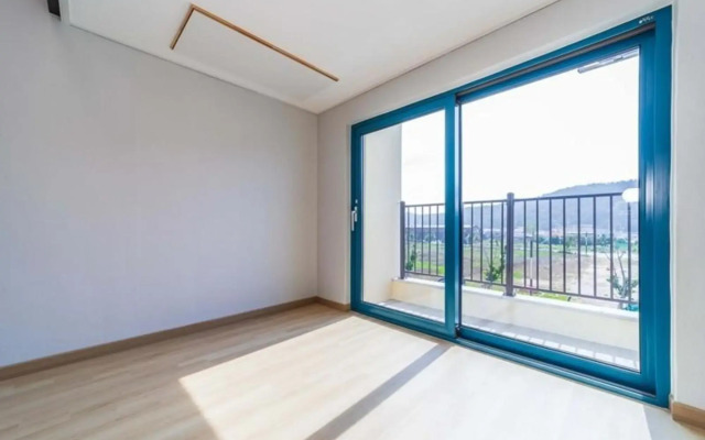 Buan Cozy Cabin Pension