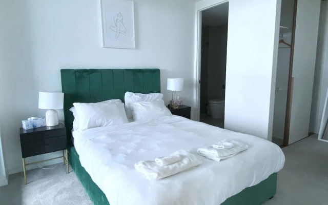Skygarden Luxury Condo