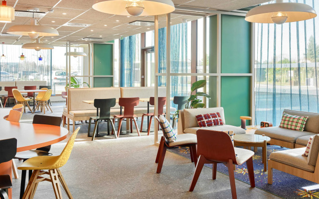 B&B Hotel Marne-La-Vallée Val D'Europe