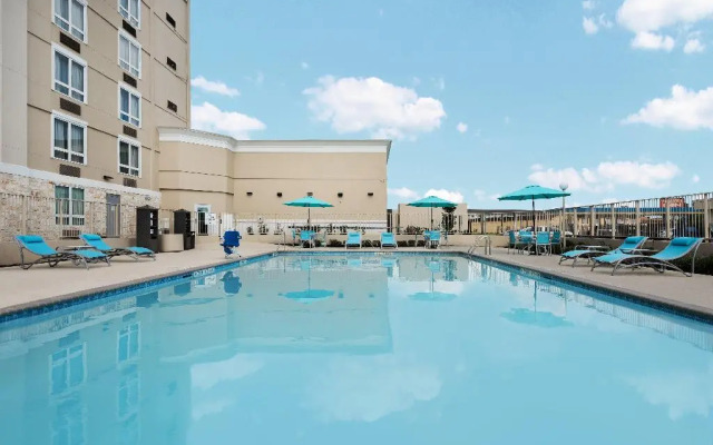 Holiday Inn Beaumont East-Medical Center Area