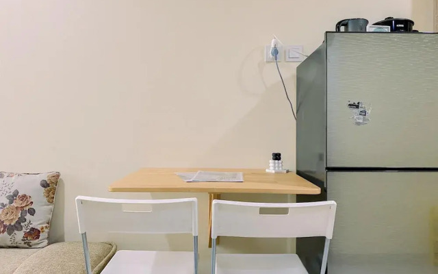 Good Place And Homey 1Br Apartment At Pejaten Park Residence