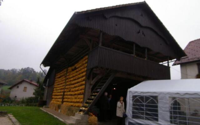 Marinčič Inn