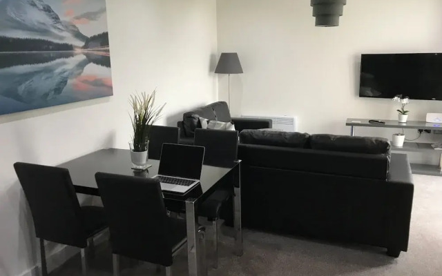 2BR Apartment in the heart of Exeter