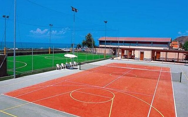 Le Mandrelle Beach Resort