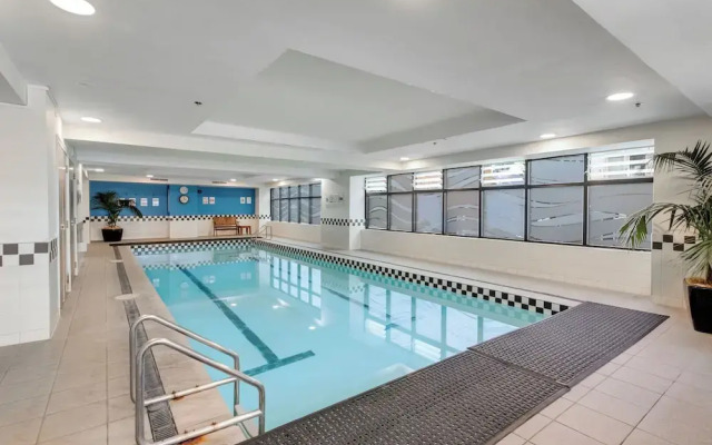 City Hideaway 1 BR Apt with Pool - Gym