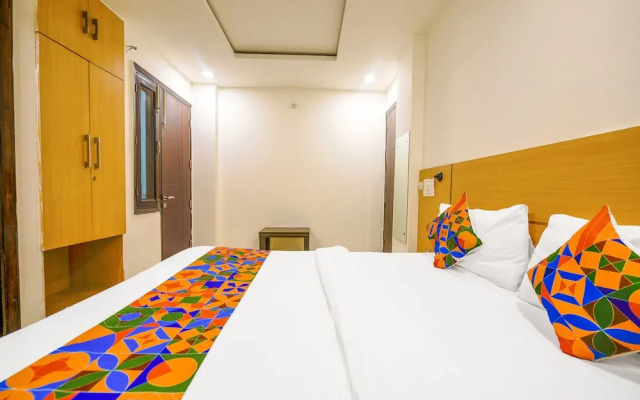 Fabhotel Silver Crown I