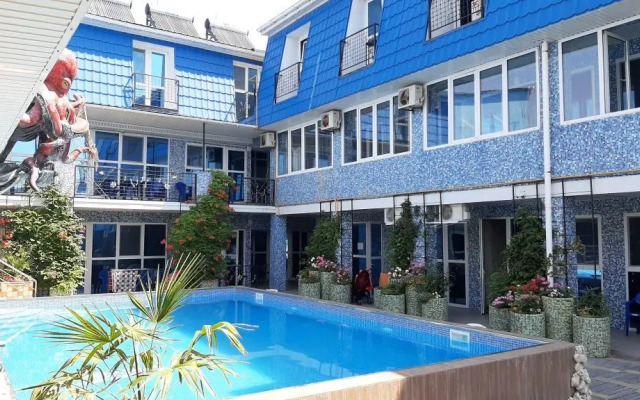 Zolotaya Rybka Guest House