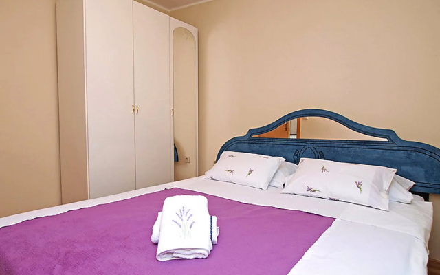 Apartment Tonka Rimini 41509